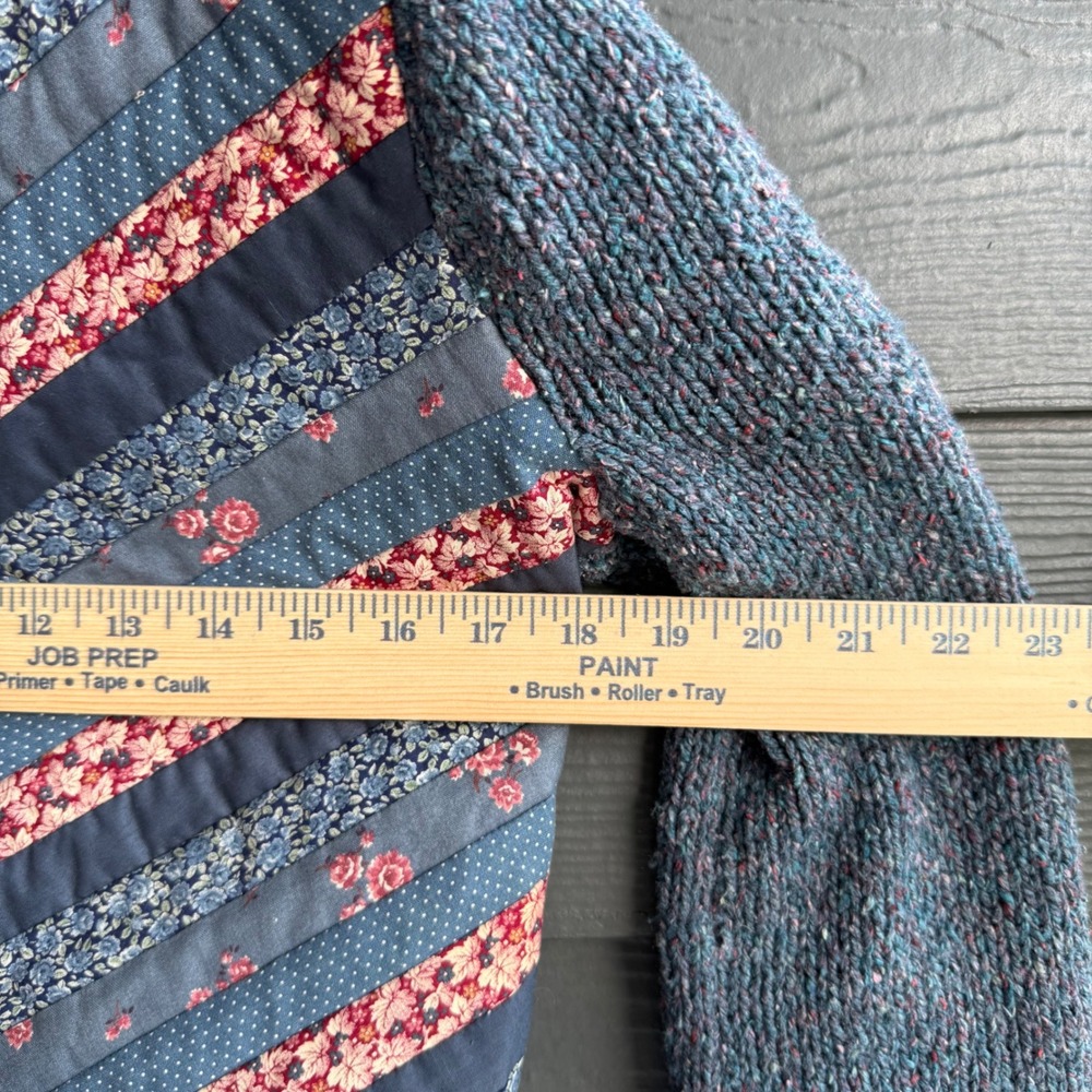 Vintage Patchwork Floral Knit Cropped Cardigan Cottagecore Grandma Core - Picture 6 of 6